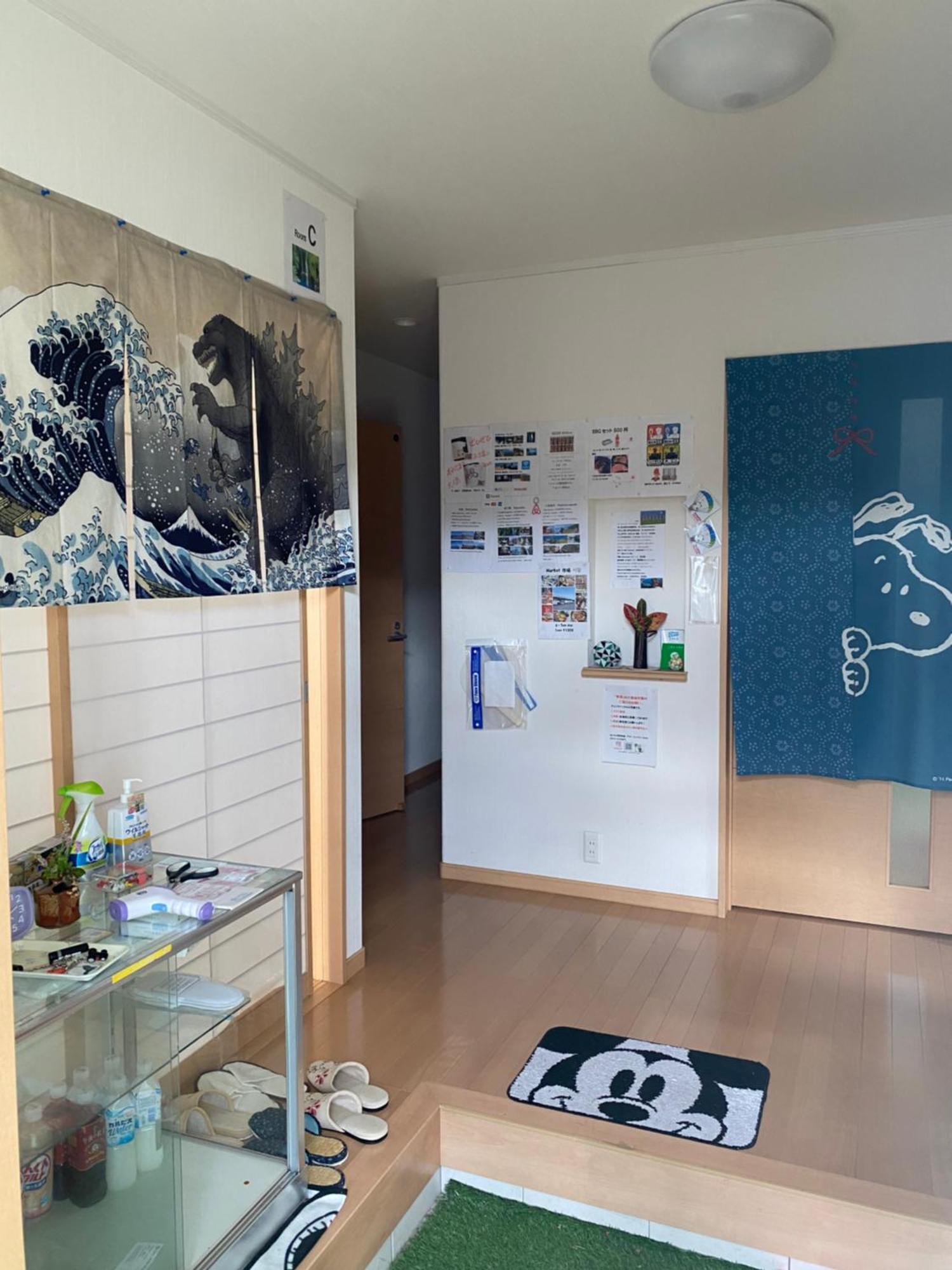 ゲストハウス宮崎 Guesthouse Miyazaki バックパッカー向け個室旅人宿 P有宮崎駅1Km喫煙者不可 Eksteriør bilde